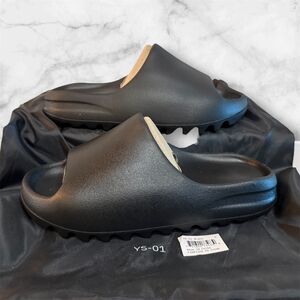 Yeezy YS-01 Slides "Black" - Size 8